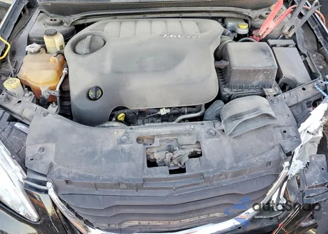 2012 Chrysler 200 Limited z USA, uszkodzony, nr VIN 1C3CCBCG0CN189740